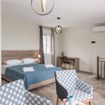 bedroom 1 dina's cottage, veryland