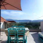 balcony dina's cottage, veryland