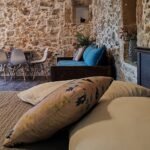 sofa iakovos's cottage, veryland